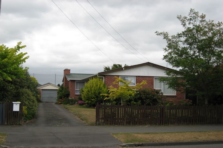 Photo of property in 86 Teesdale Street, Burnside, Christchurch, 8053