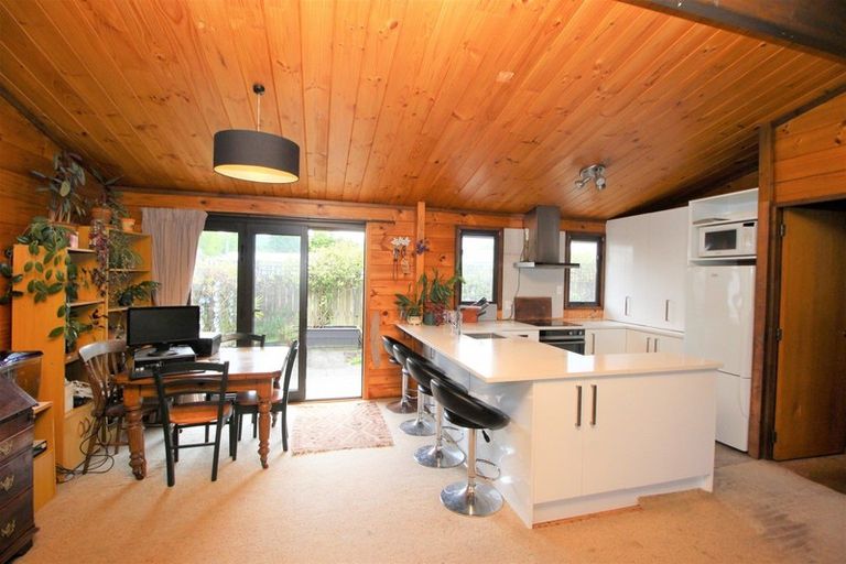 Photo of property in 3 Pollen Street, Woodville, 4920