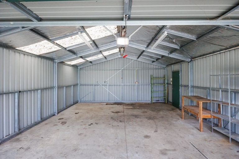 Photo of property in 39 Hewitts Road, Linton, Palmerston North, 4472