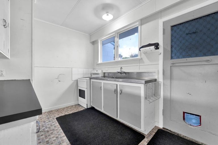 Photo of property in 23d Oranga Street, Marfell, New Plymouth, 4310