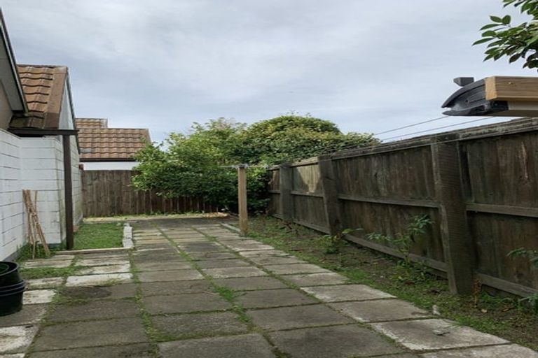 Photo of property in 43n Waimairi Road, Upper Riccarton, Christchurch, 8041