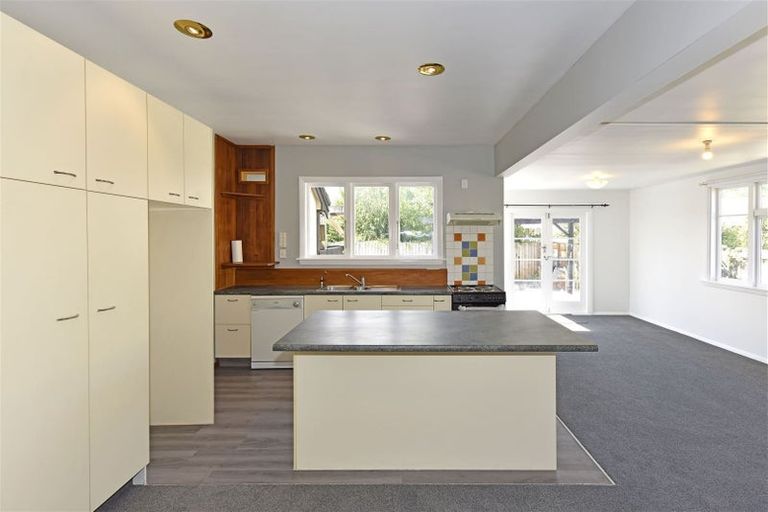 Photo of property in 1/84 Racecourse Road, Sockburn, Christchurch, 8042