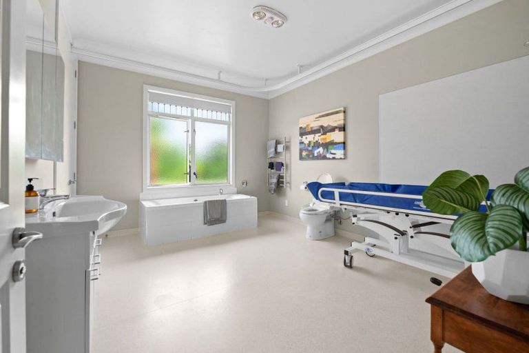 Photo of property in 15 Twin Oaks Drive, Tamahere, Hamilton, 3283