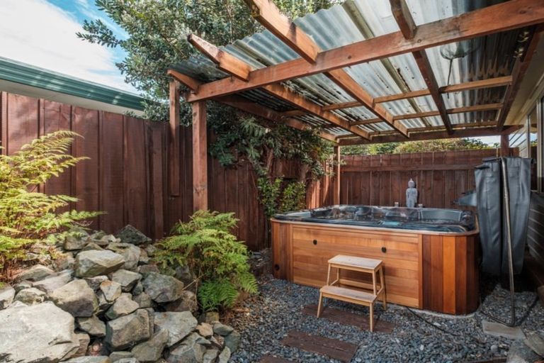 Photo of property in 34 Ruru Avenue, Lytton West, Gisborne, 4010