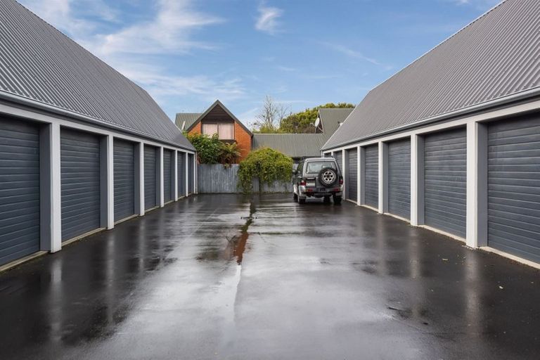 Photo of property in Cornwall Gardens, 10/27 Cornwall Street, St Albans, Christchurch, 8014