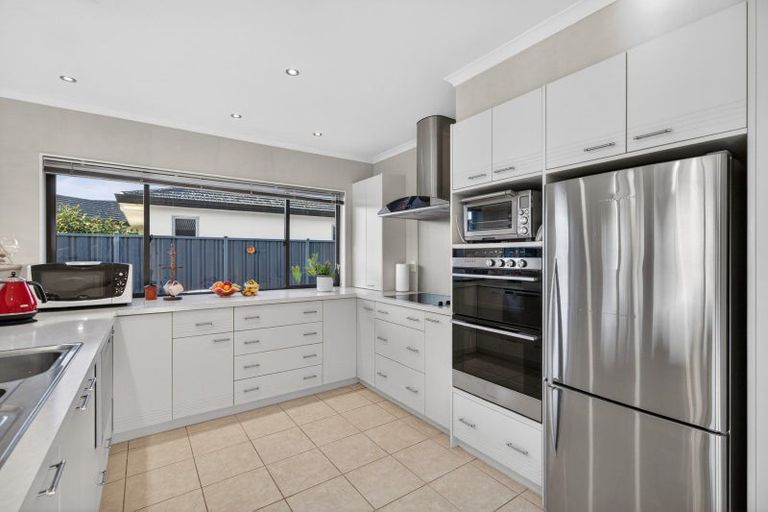 Photo of property in 30 Cody Crescent, Lansdowne, Masterton, 5810