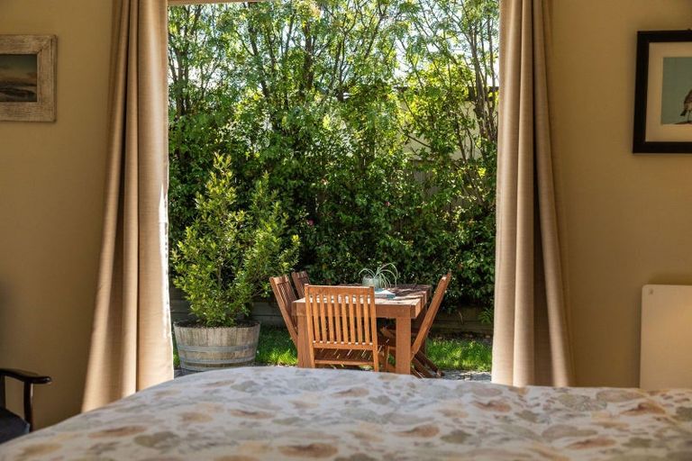 Photo of property in 12 Alexander Place, Arrowtown, 9302