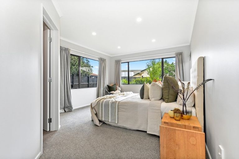 Photo of property in 13 Mangakoea Place, St Andrews, Hamilton, 3200