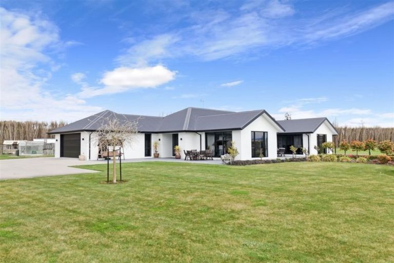 Photo of property in 35 Island Road, Clarkville, Kaiapoi, 7691