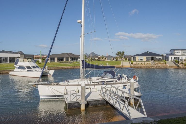 Photo of property in 17 Stace Hopper Drive, One Tree Point, 0118