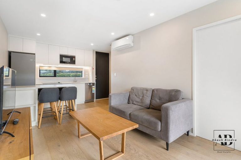 Photo of property in 12 Koro Lane, Mangere Bridge, Auckland, 2022