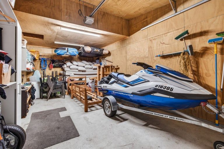 Photo of property in 16 Wai Matangi Place, Motuoapa, 3382