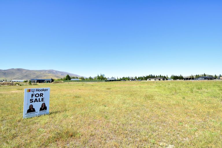 Photo of property in 23 Peak Drive, Twizel, 7901