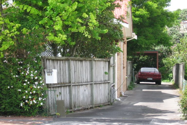 Photo of property in 58b St Michaels Avenue, Point Chevalier, Auckland, 1022