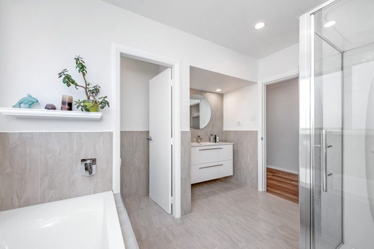 Photo of property in 261b Waterloo Road, Waterloo, Lower Hutt, 5011