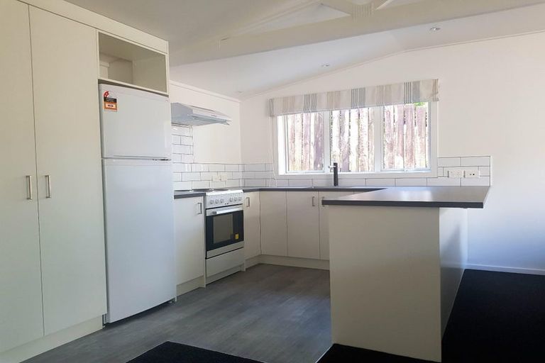 Photo of property in 52 Morrow Avenue, St Andrews, Hamilton, 3200