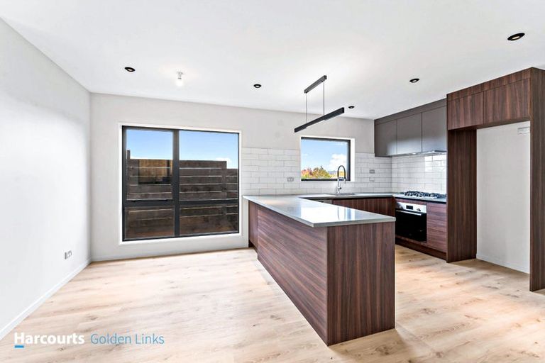 Photo of property in 51a Fitzwater Place, Henderson, Auckland, 0612