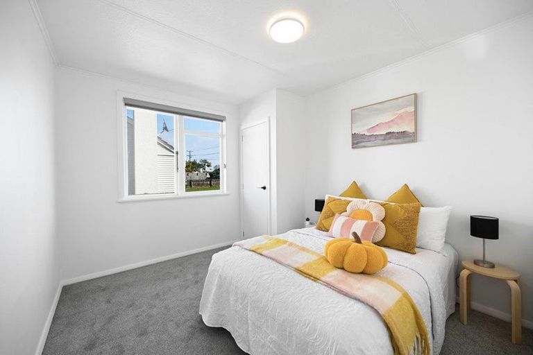 Photo of property in 2 Roy Street, Nawton, Hamilton, 3200