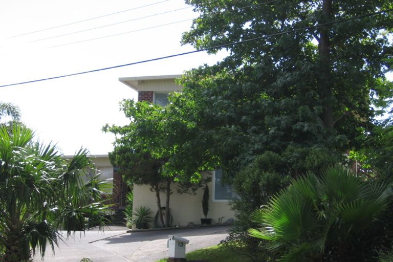 Photo of property in 1/13 Braemar Road, Castor Bay, Auckland, 0620