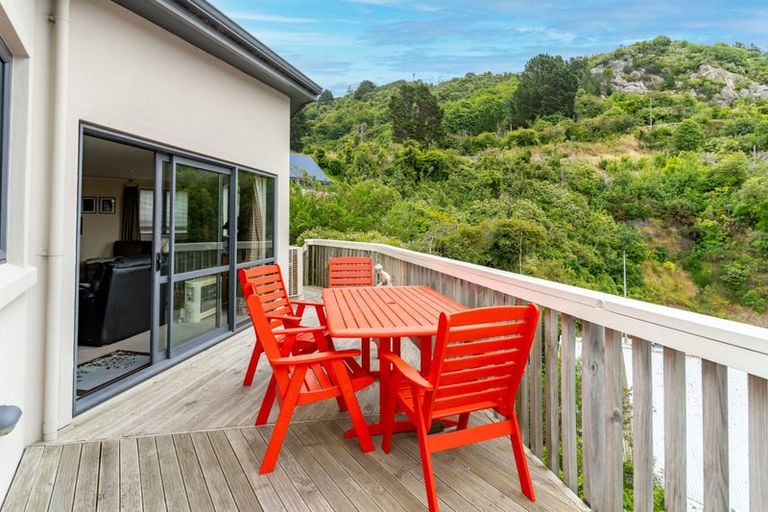 Photo of property in 18 Mount Street, Port Chalmers, 9023