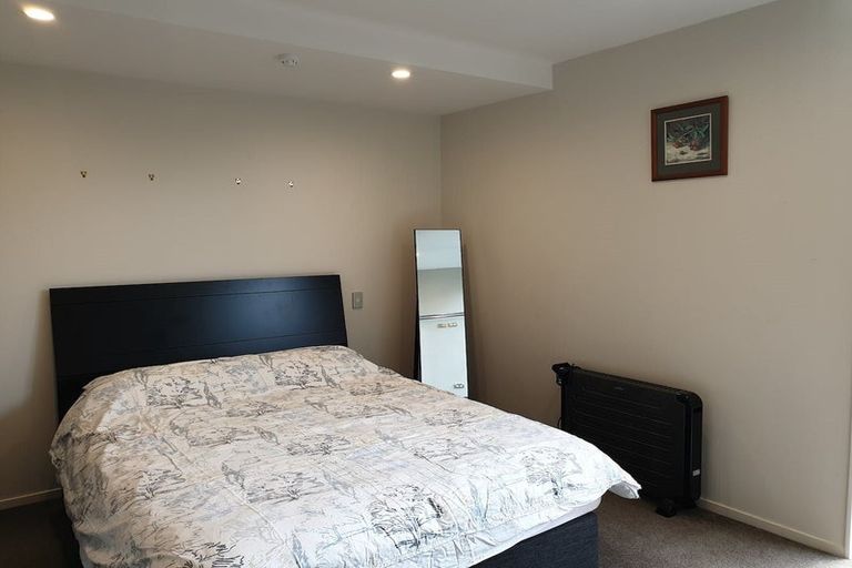 Photo of property in Patent 326 Apartments, 103h/326 Evans Bay Parade, Hataitai, Wellington, 6021