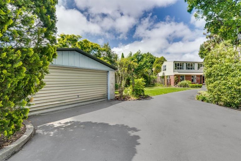 Photo of property in 58 Grahams Road, Burnside, Christchurch, 8041