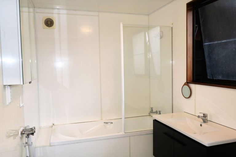 Photo of property in 424 Hutt Road, Alicetown, Lower Hutt, 5010