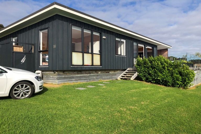 Photo of property in 16 Lang Road, Langs Beach, Waipu, 0582