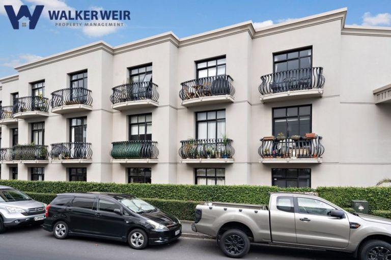 Photo of property in 2t/6 Burgoyne Street, Grey Lynn, Auckland, 1021