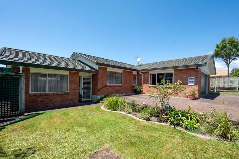 Photo of property in 4a Hoyte Place, Pukehangi, Rotorua, 3015