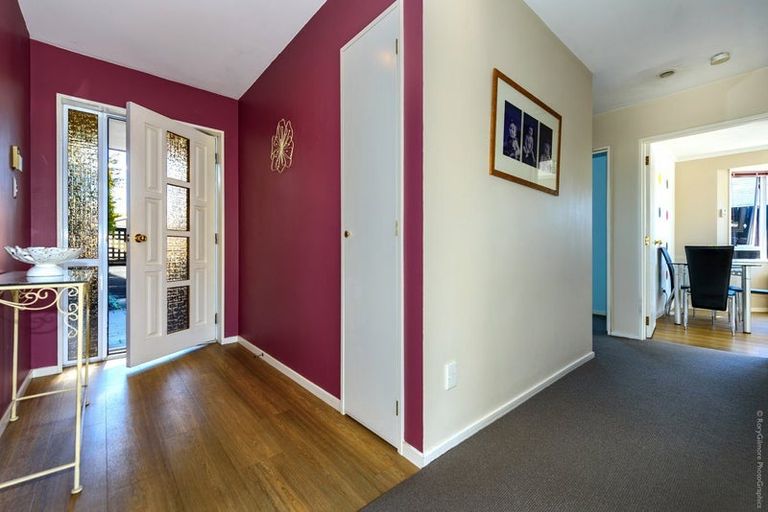 Photo of property in 1/10c Fovant Street, Russley, Christchurch, 8042