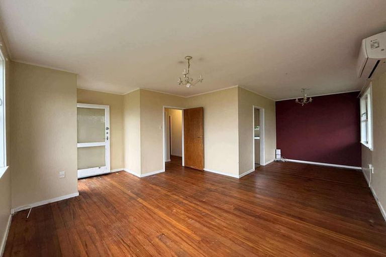 Photo of property in 23 Bushey Way, Maungaraki, Lower Hutt, 5010