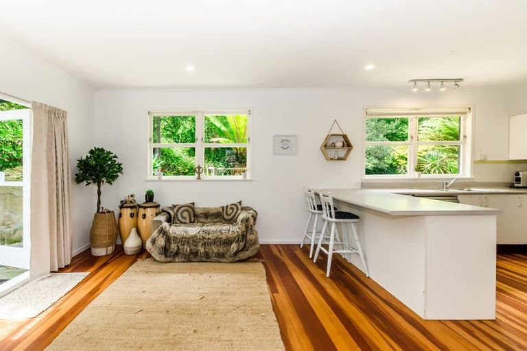 Photo of property in 111 Ruapehu Street, Paraparaumu, 5032