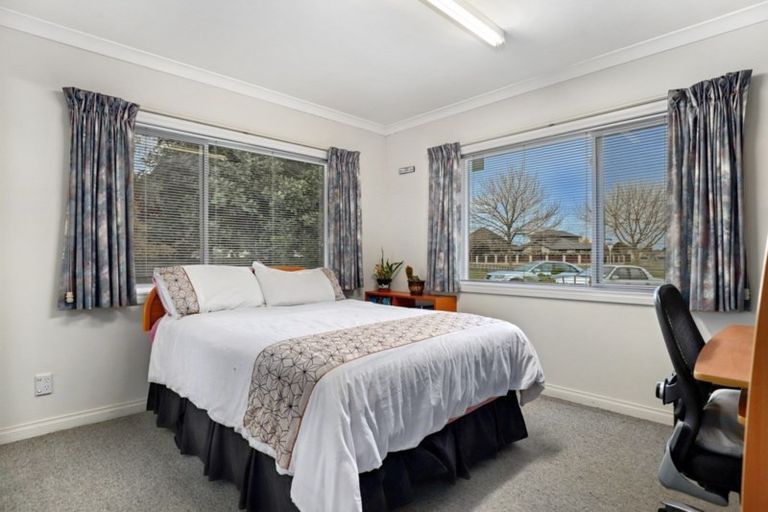 Photo of property in 25 Farringdon Avenue, Rototuna North, Hamilton, 3210
