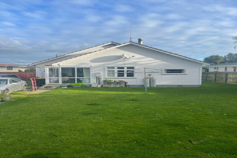 Photo of property in 8 Read Street, Levin, 5510