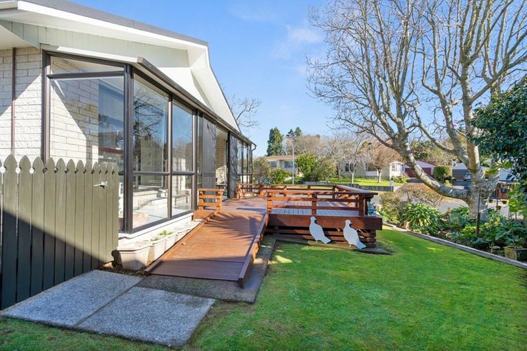 Photo of property in 2 Ngahere Street, Inglewood, 4330