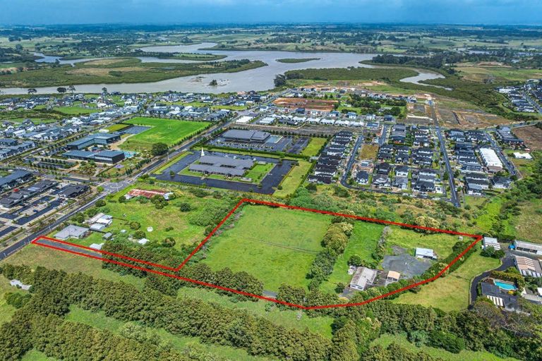 Photo of property in 181 Park Estate Road, Rosehill, Papakura, 2113