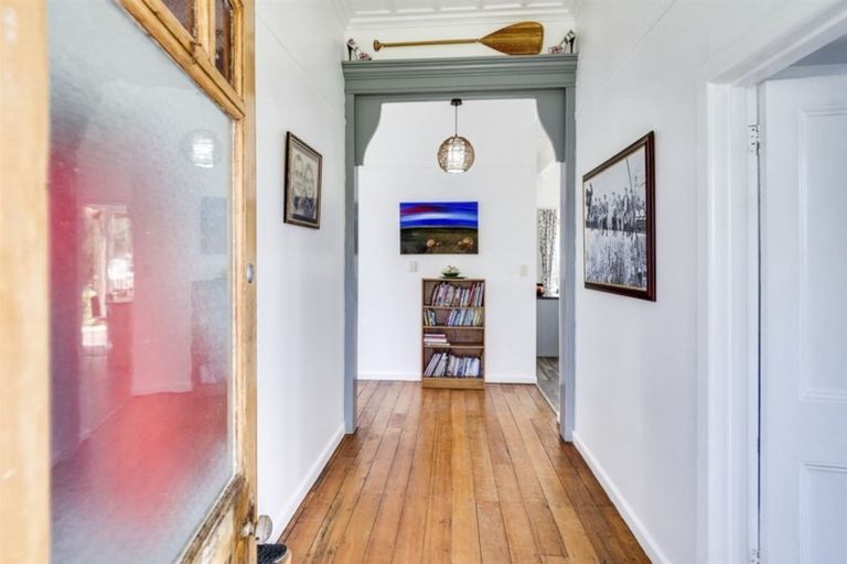 Photo of property in 30 Bell Street, Otane, 4202