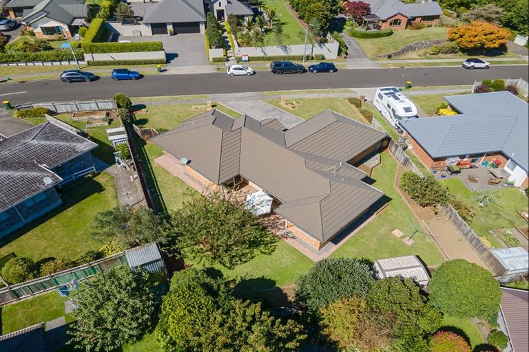 Photo of property in 4-6 Adam Lile Drive, Highlands Park, New Plymouth, 4312