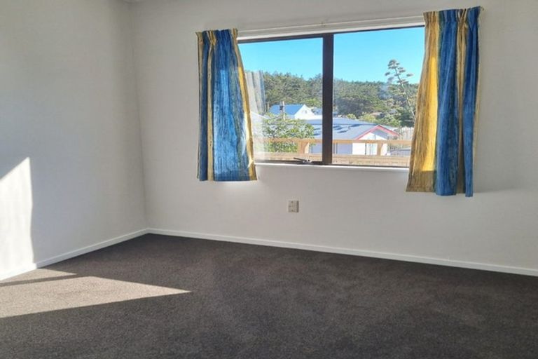 Photo of property in 13 Arataki Street, Waitarere Beach, Levin, 5510