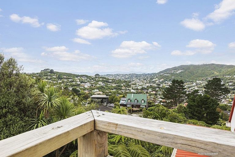 Photo of property in 113 Percy Dyett Drive, Karori, Wellington, 6012
