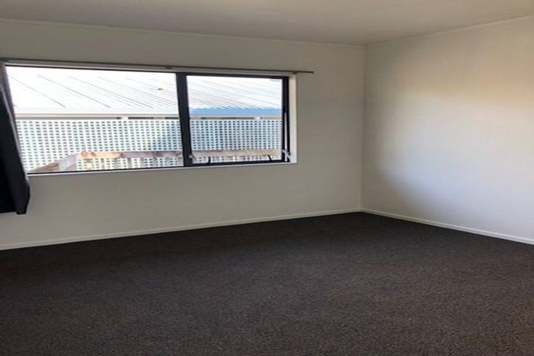 Photo of property in 3/100 Brightside Road, Stanmore Bay, Whangaparaoa, 0932