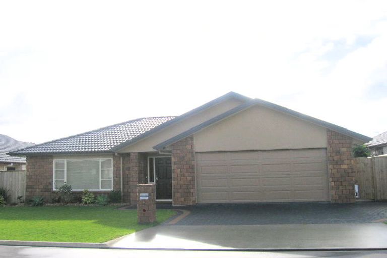 Photo of property in 6 Mordane Place, Flat Bush, Auckland, 2016