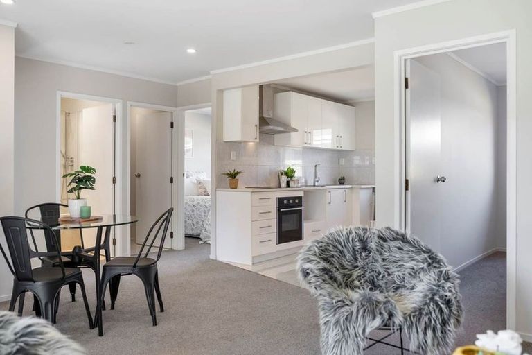 Photo of property in 2/20 Bertrand Road, Mount Wellington, Auckland, 1060