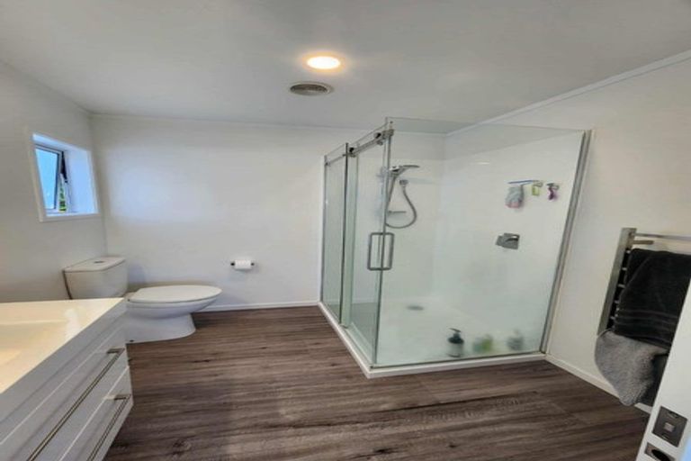 Photo of property in 10b Redditch Place, Papamoa Beach, Papamoa, 3118