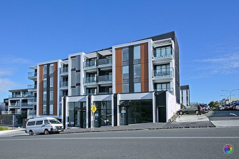 Photo of property in 212/19 Rawene Road, Birkenhead, Auckland, 0626