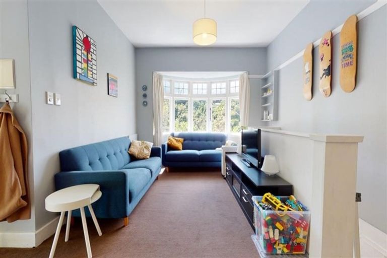 Photo of property in 14 Mount Pleasant Road, Aro Valley, Wellington, 6012