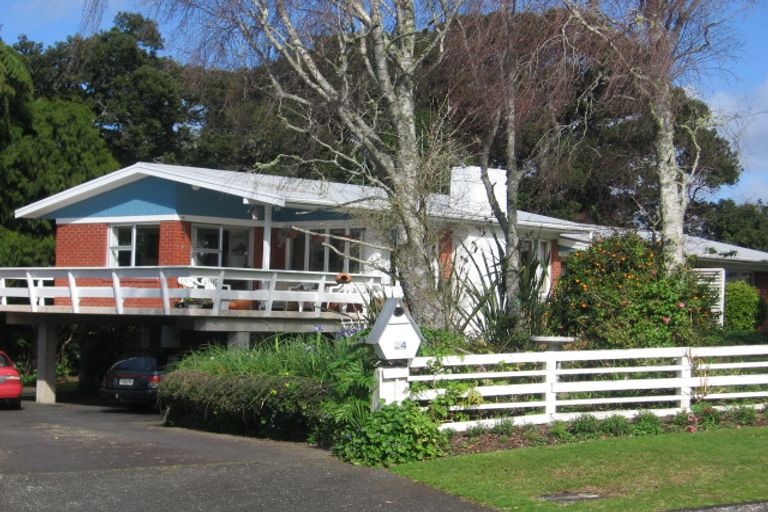 Photo of property in 24 Kowhai Park Road, Maunu, Whangarei, 0110