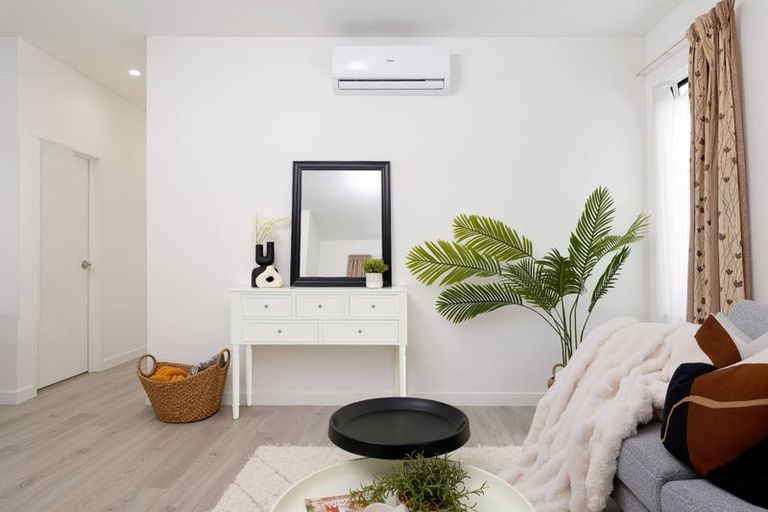 Photo of property in 9 Puwha Street, Massey, 0614