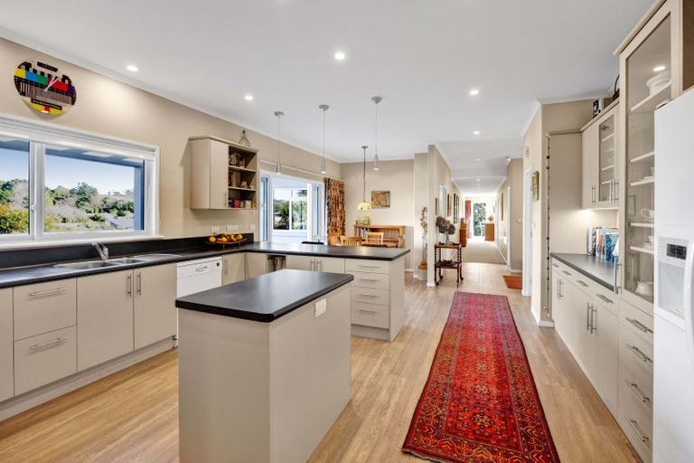 Photo of property in 15 Anderson Way, Highlands Park, New Plymouth, 4312